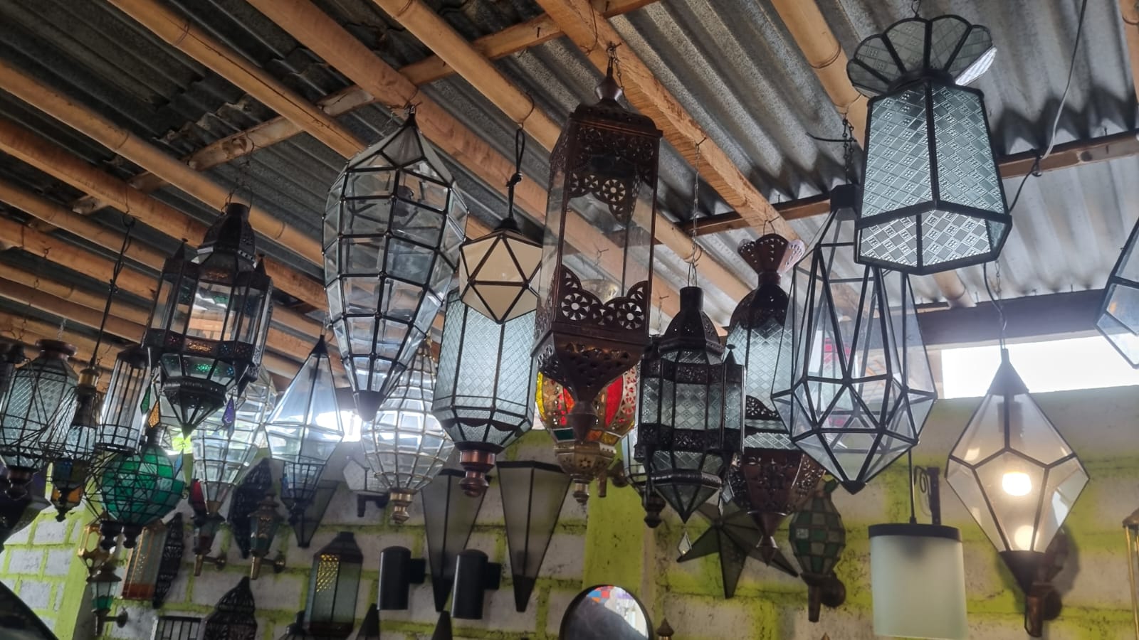 Showroom Lentera Art Bali